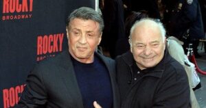 Rocky filminde Sylvester Stallone ile rol alan oyuncu Burt Young öldü