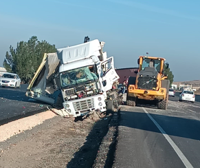 Diyarbakır'da Zincirleme Kaza Meydana Geldi: 3 Yaralı