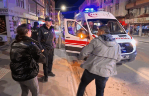 Erkek Arkadaşının Görüştüğü Kadına Bıçakla Saldırdı