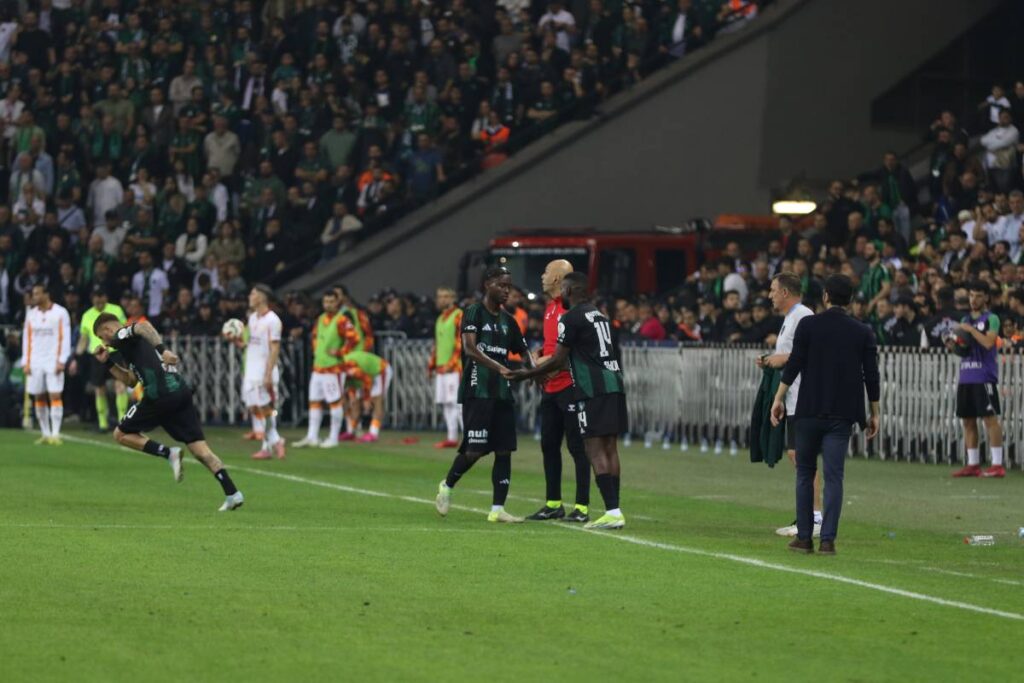 Kocaelispor Galatasaray’ı 1-0 Mağlup Etti