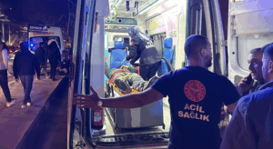 Metro İnşaatında İskele Çöktü: 2 İşçi Yaralandı