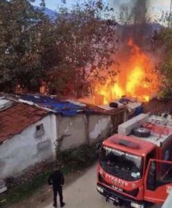 Müstakil Evin Bahçesinde Çıkan Yangın Büyük Paniğe Yol Açtı!