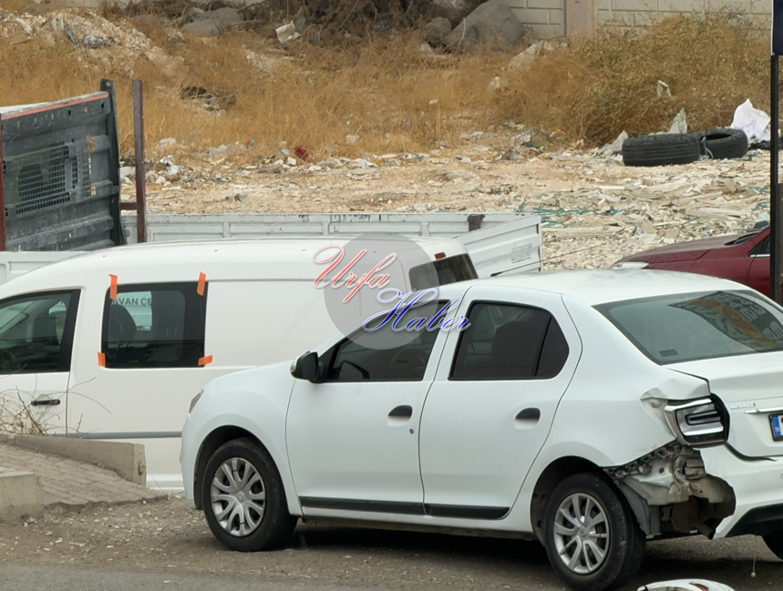 Şanlıurfa Sırrın Kavşağı’nda Trafik Kazası Meydana Geldi