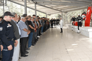 Şanlıurfa’da Kalp Krizi Geçiren Polis Memuru Toprağa Verildi