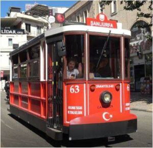 Şanlıurfa’nın Alay Ettiği Tramvay, İstanbul’a Renk Katıyor!