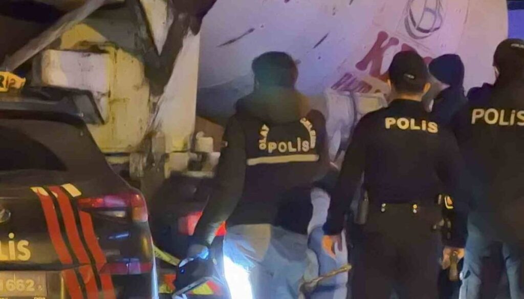 Beton Mikserinin İçine Düştü: Feci Şekilde Can Verdi!