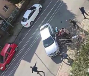 Kocaeli’de Eski Eşini “Adam Olsaydın” Diyerek 15 Yerinden Bıçakladı