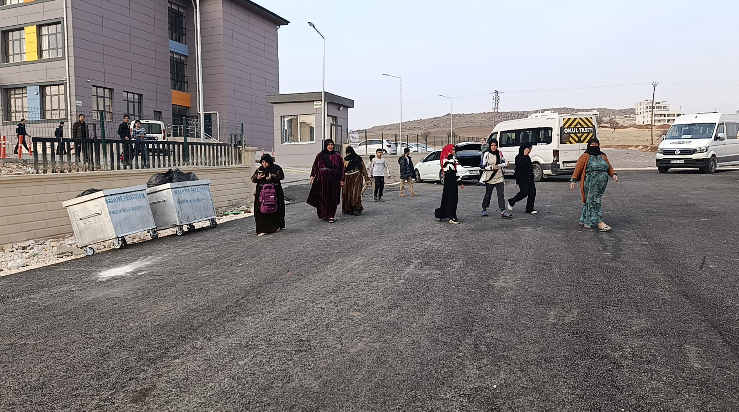 Şanlıurfa’da 25 Öğrenci Hastaneye Kaldırıldı