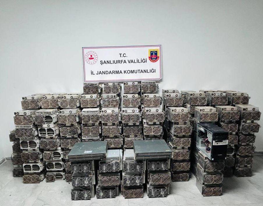 Şanlıurfa’da Depoya Baskın: Kaçak Kripto Üretimine Darbe!