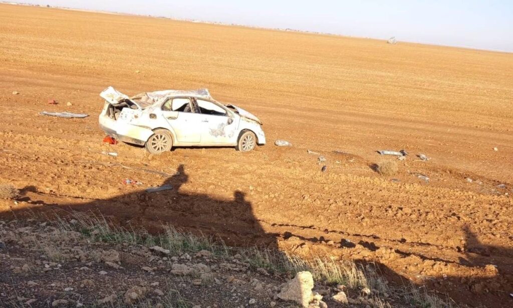 Şanlıurfa’da Otomobil Tarlaya Devrildi: Sürücü Yaralı