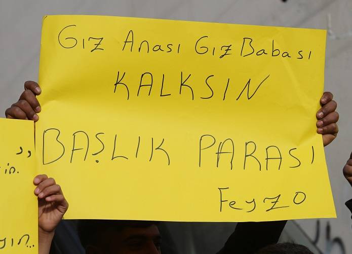 Adana'da Urfalı gençlerin başlık parası isyanı!