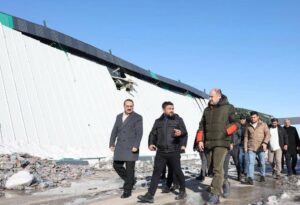 Başkan Gülpınar Maddi Zarara Uğrayan Esnafı Yerinde İnceledi