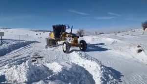 Elazığ’da 182 Köy Yolu Ulaşıma Kapandı