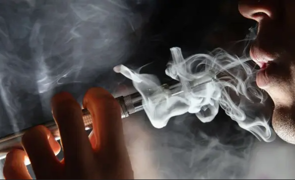 Gençleri Sessizce Tehdit Eden Buhar