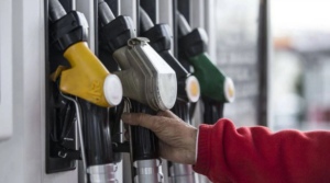 Petrol yükseldi: Akaryakıta bir haftada 3 zam!