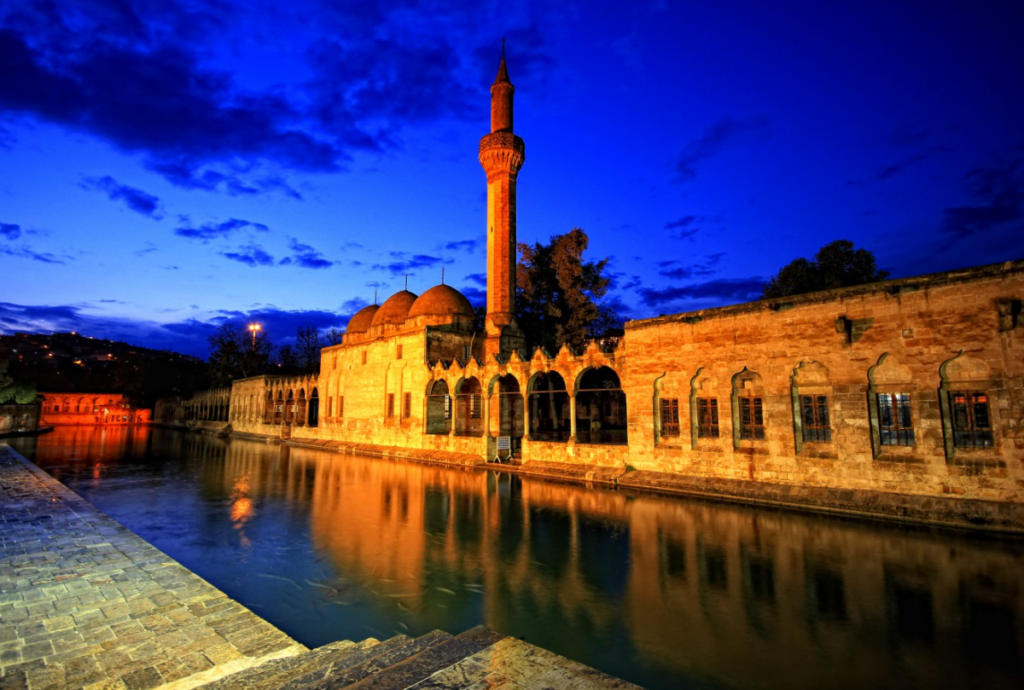 Vali Hasan Şıldak: Miraç Kandili Mazlumlara Umut Olsun