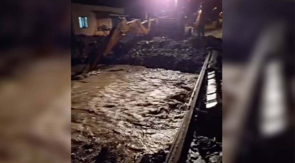 Adıyaman'ı sağanak yağış vurdu!