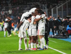 Beşiktaş’ın yenilmezlik serisi 11 maça çıktı!