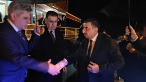 Göçük altında kalan 2 işçinin cansız bedenlerine ulaşıldı