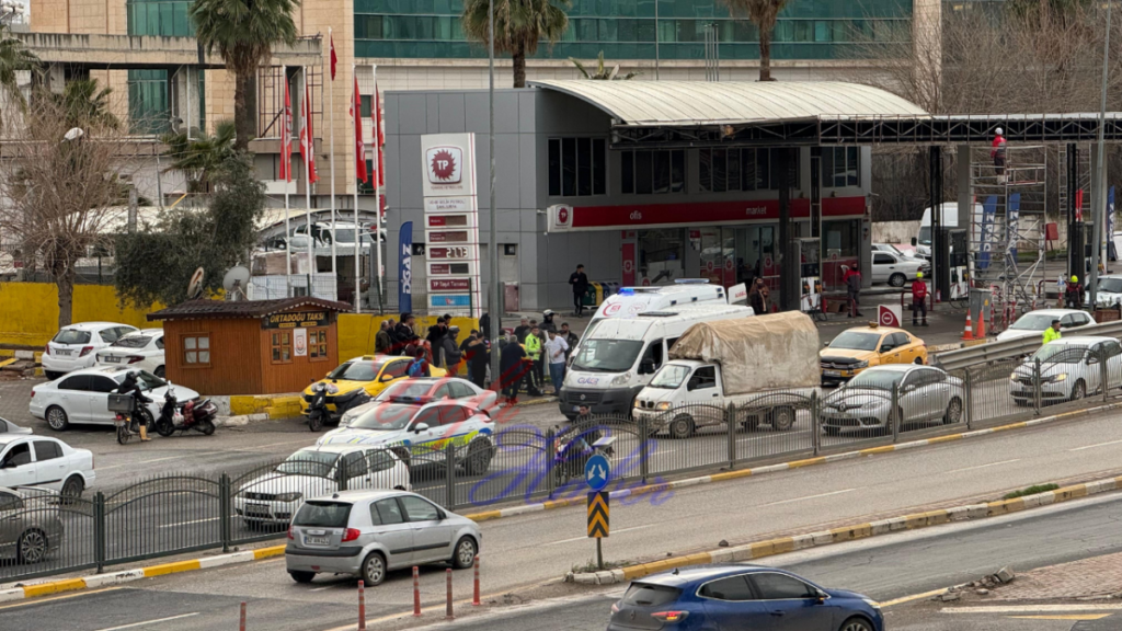 Şanlıurfa Sırrın Kavşağı’nda zincirleme kaza!