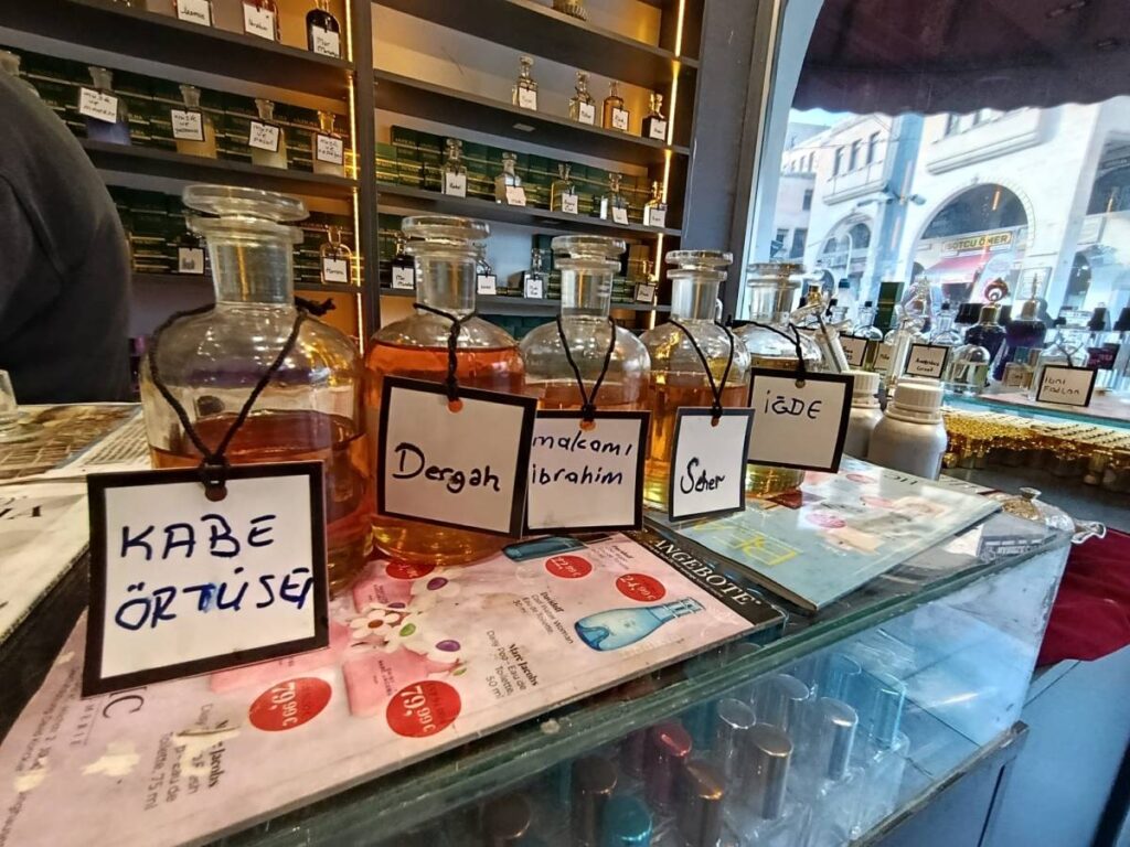 Şanlıurfa’dan kritik uyarı: Sıktığınız parfüm sizi yavaş yavaş zehirliyor olabilir!