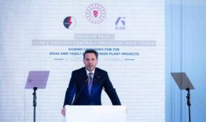 Türkiye ile Suudi Arabistan arasında 2 milyar dolarlık imza!