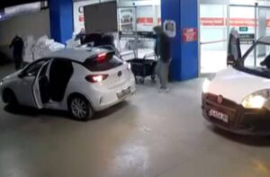 20 Milyonluk soygun kameralara yansıdı!