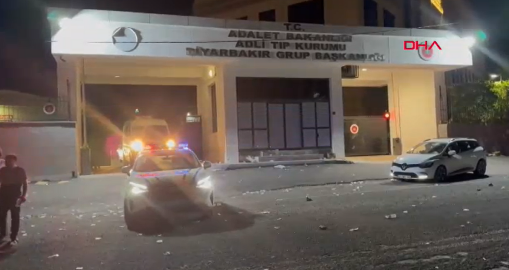 Aileler arasında silahlı kavga: 1 ölü, 3 yaralı!