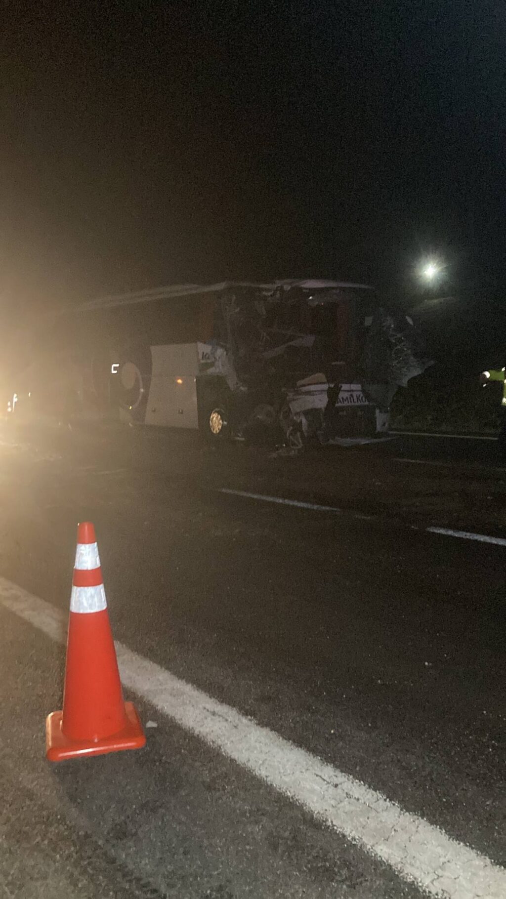 Ankara'da yolcu otobüsü, tır'a çarptı: Çok sayıda yaralı!