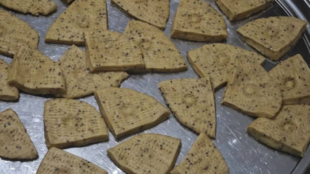 Asırlık lezzet: Urfa’da Bayramın vazgeçilmezi külünçe geleneği!