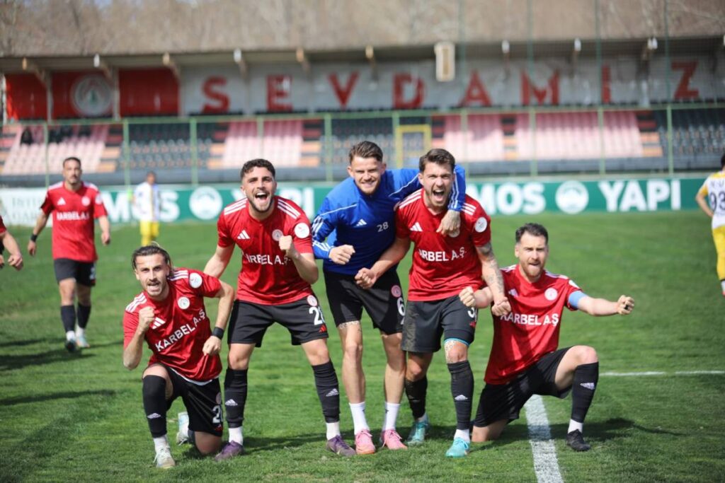 Karaköprü Belediyespor'dan kritik galibiyet!