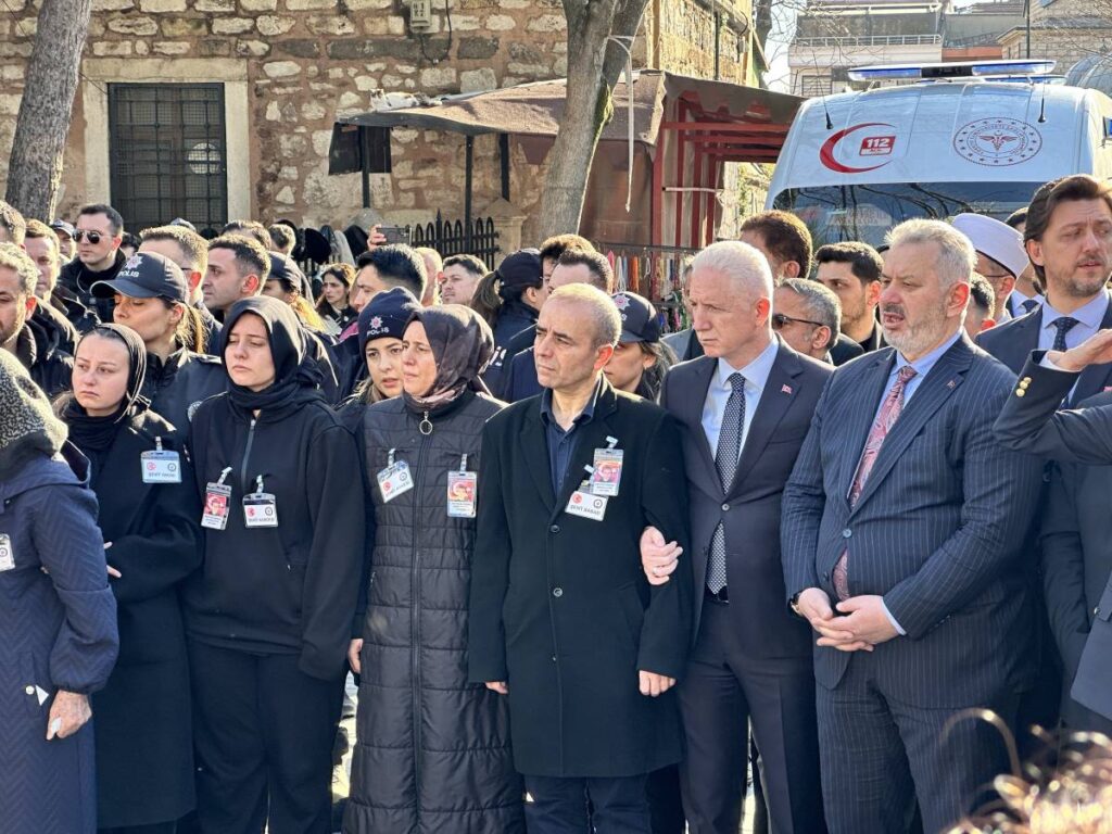 Kazada şehit olan polis memuru son yolculuğuna uğurlandı!