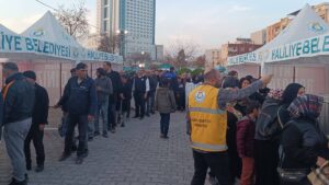 Türk Telekom CEO’su Ebubekir Şahin Urfa’da iftar sofrası kurdu!