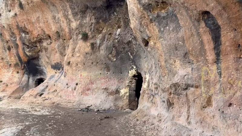 Urfa'da 'Sarı Mağaralar' turizme kazandırılmayı bekliyor!