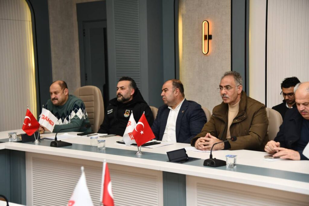 Vali Şıldak’tan kritik “sel” toplantısı!