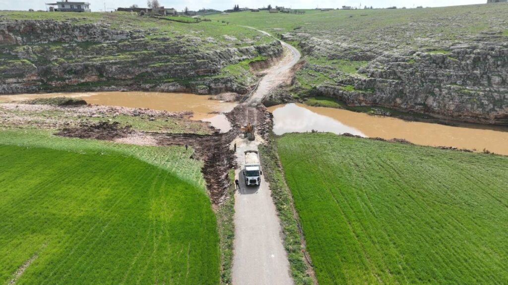 Viranşehir'de selin neden olduğu hasar onarılıyor!