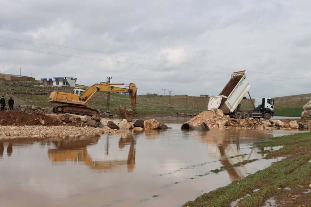 Viranşehir'de selin yaraları sarılıyor!