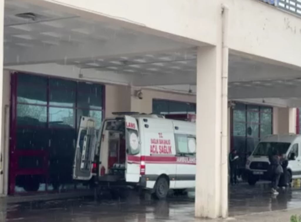 Düşen yıldırım soyadı Yıldırım olan 2 kuzeni hayattan kopardı!