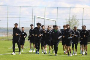 Şanlıurfaspor play-off yolunda! Kritik maçata son viraj!