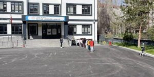 Sivas'ta eğitim sendikalarının iş bırakma çağrısı karşılık bulmadı!