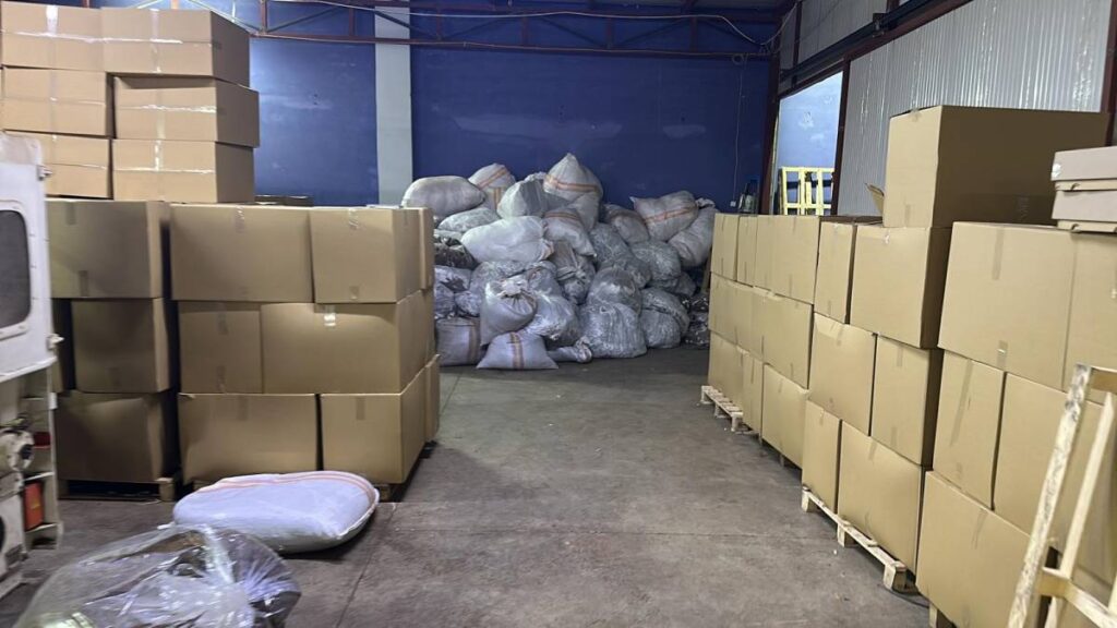 Şok baskın: Atık tesisi değil sigara fabrikası çıktı!