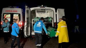 Tur teknesi battı: Can pazarı yaşandı!