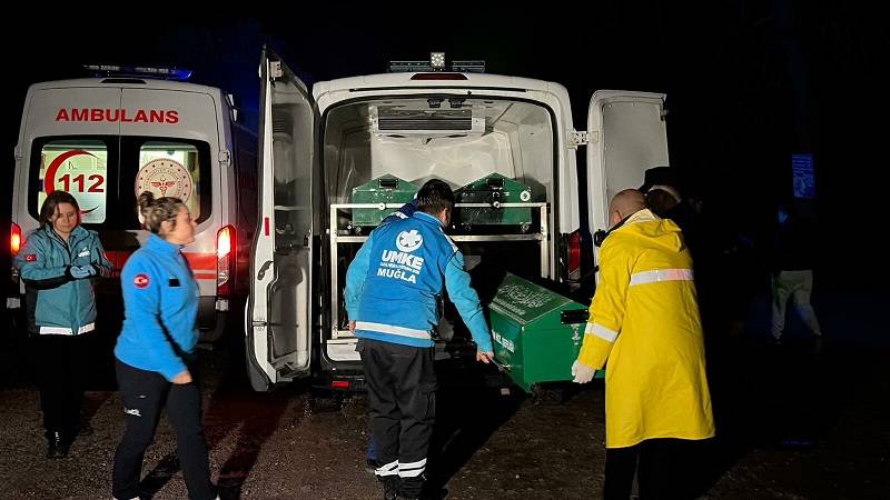 Tur teknesi battı: Can pazarı yaşandı!