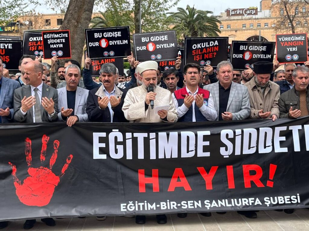 Urfa Eğitim-Bir-Sen İl Başkanı Coşkun'dan okul saldırılarına sert tepki!
