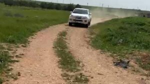 Urfa'da film gibi olay: Buğday tarlasına yöneldi!