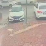 Urfa’da iki otomobilin çarpıştığı kaza kameralarda!