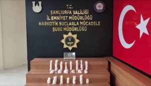 Urfa'da lastikten çıkan, zehir tacirlerini ele verdi!