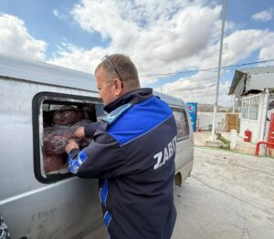 Uygunsuz koşullarda taşınan 1,6 ton sakatat imha edildi!